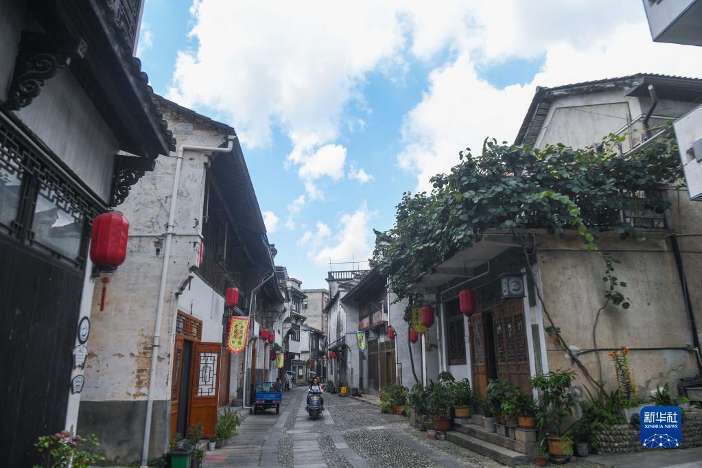 聚势赋能向未来 ！临沂商城集团年度工作总结表彰会凝聚奋进力量